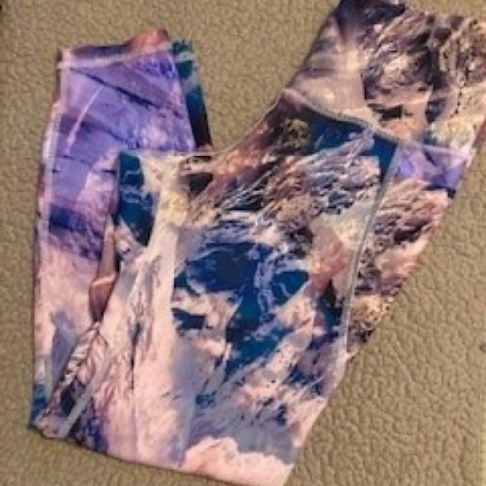 Old Navy Watercolor Leggings - Size M